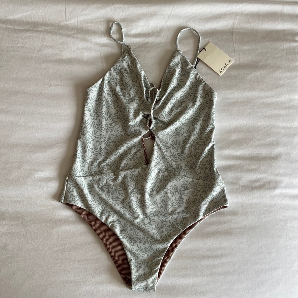 Acacia Kokomo Azaela Size XL